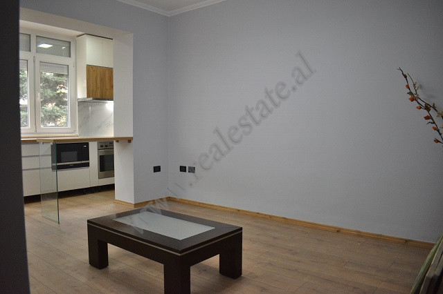Office for rent in Myslym Shyri street, near the center in Tirana.
It is positioned on the 2nd floo